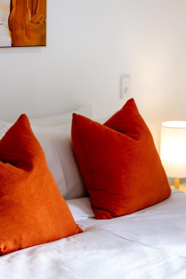 Apartamento A Road Away From Hagley Park 2 Bed 2 Bath *